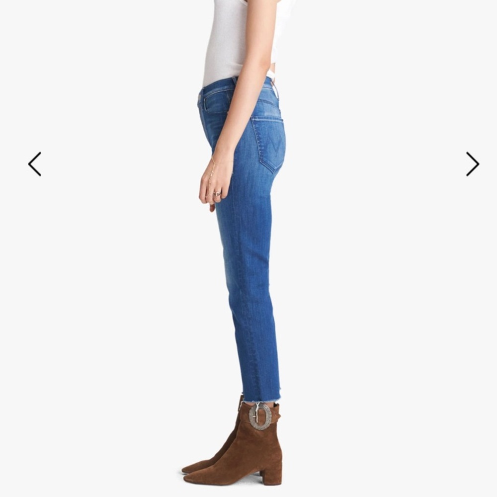 NWT MOTHER DENIM Mid Rise Dazzler Ankle Fray Jeans in Squeeze Me Size 31